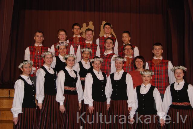 Jauniešu deju kolektīvs "Jezga"